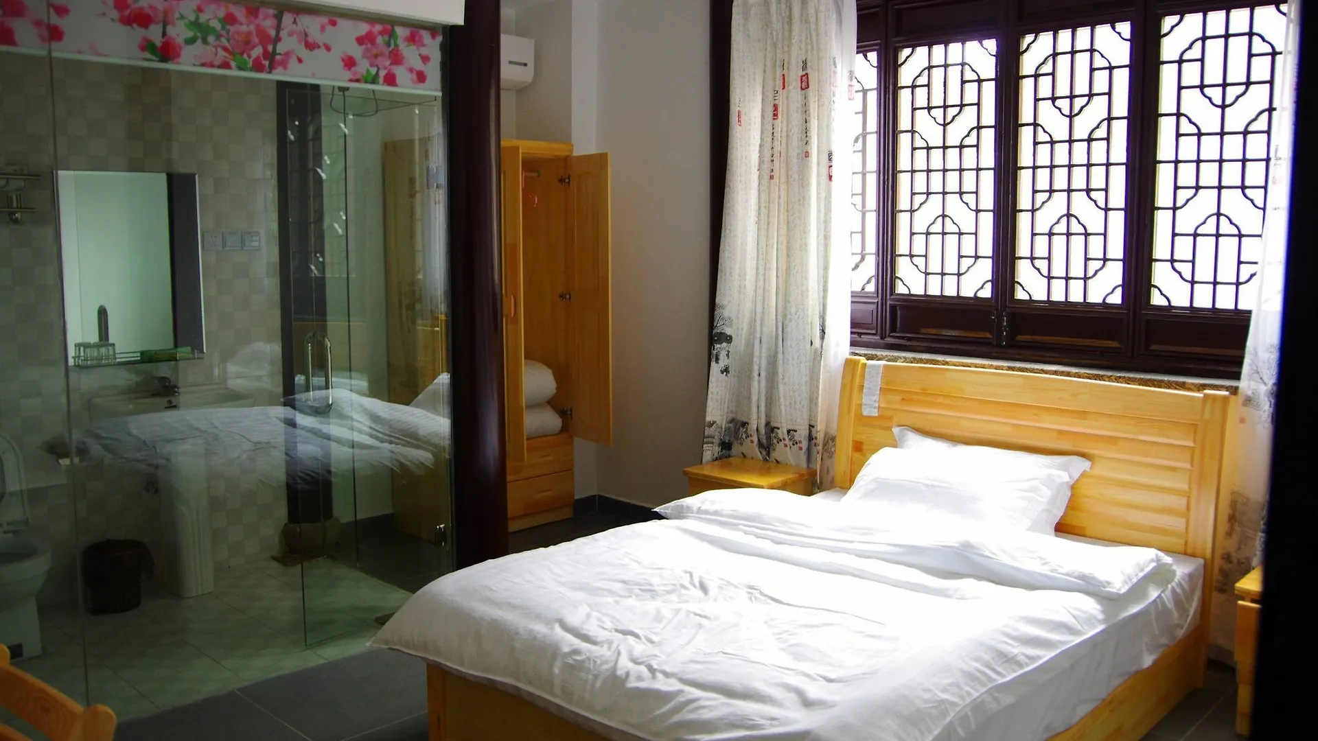 Suzhou Good Garden Inn 3*, סוג'ואו